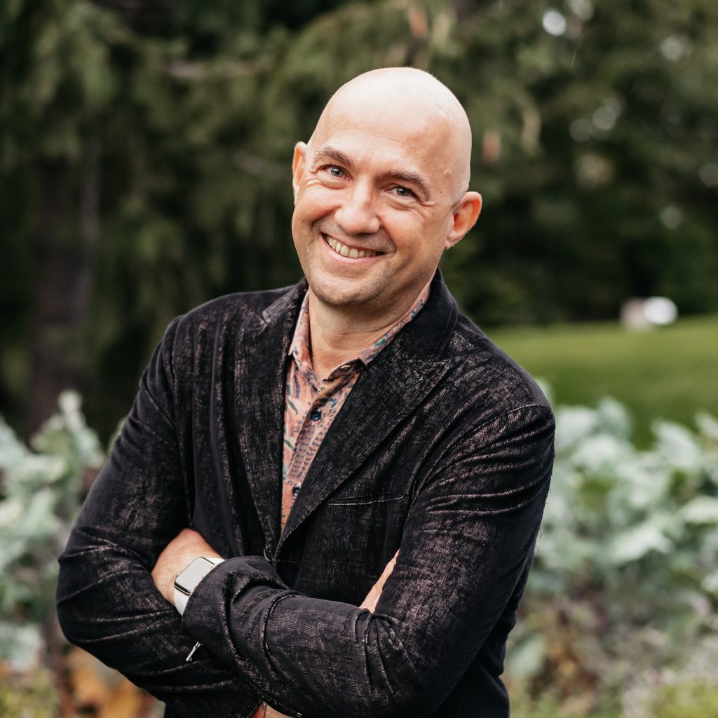 A headshot of Dr. Peter Fritz.